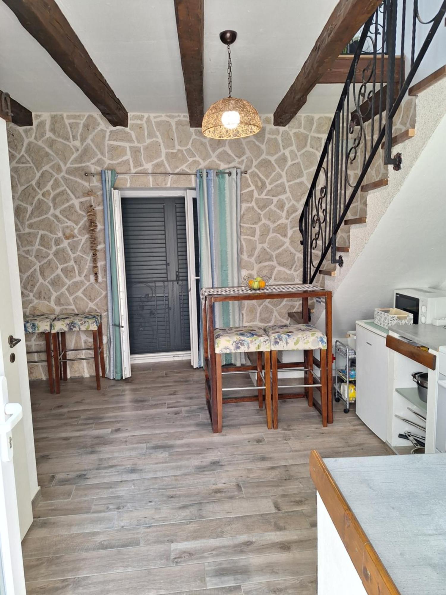 Makol Apartment Primošten Екстериор снимка
